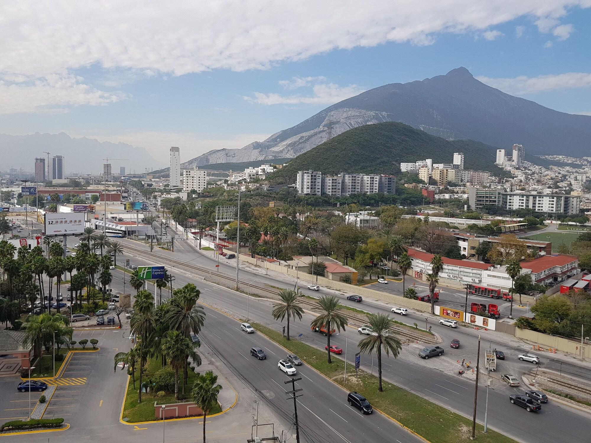 Hotel Courtyard Monterrey San Jeronimo Zewnętrze zdjęcie