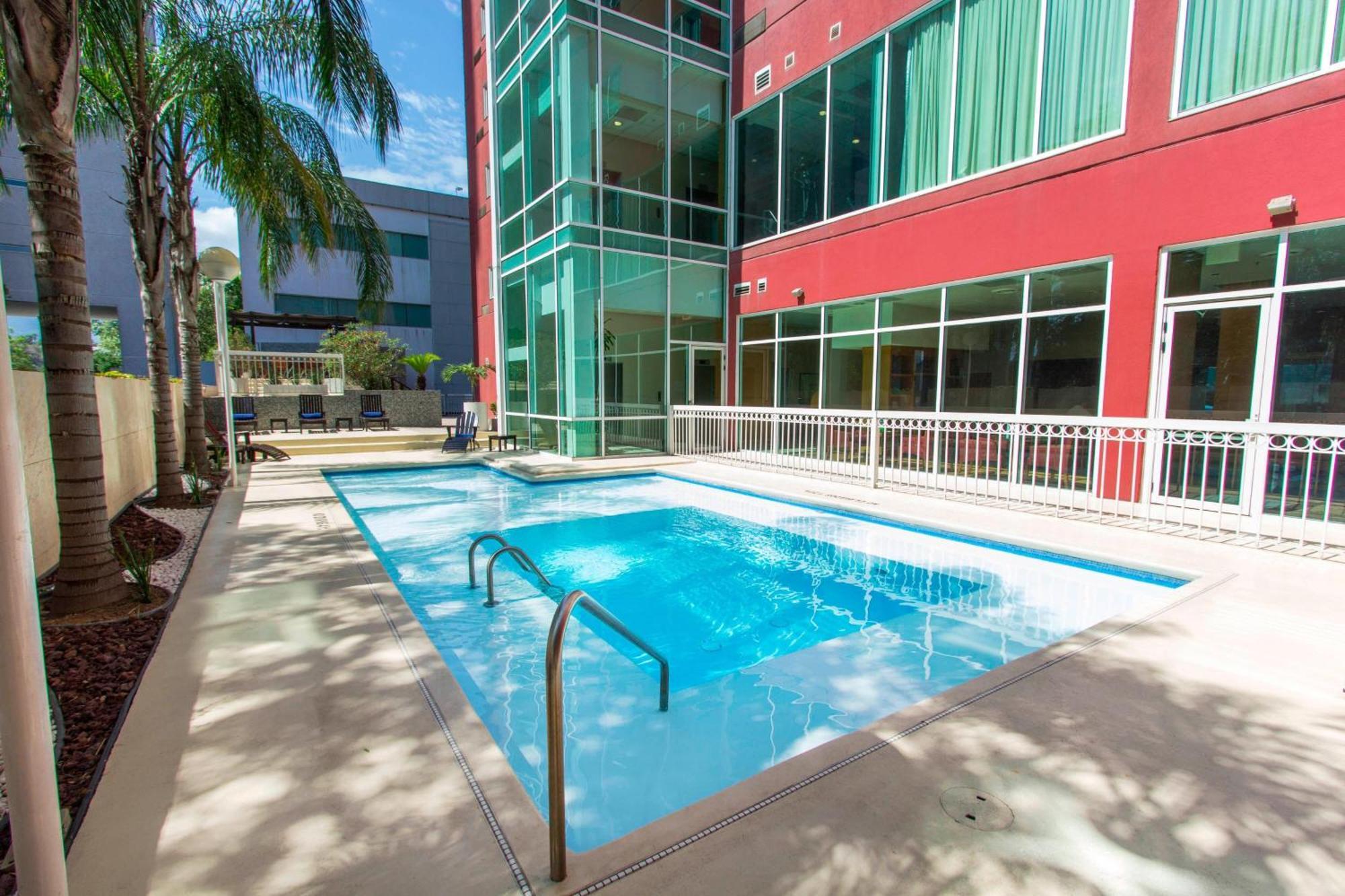 Hotel Courtyard Monterrey San Jeronimo Zewnętrze zdjęcie