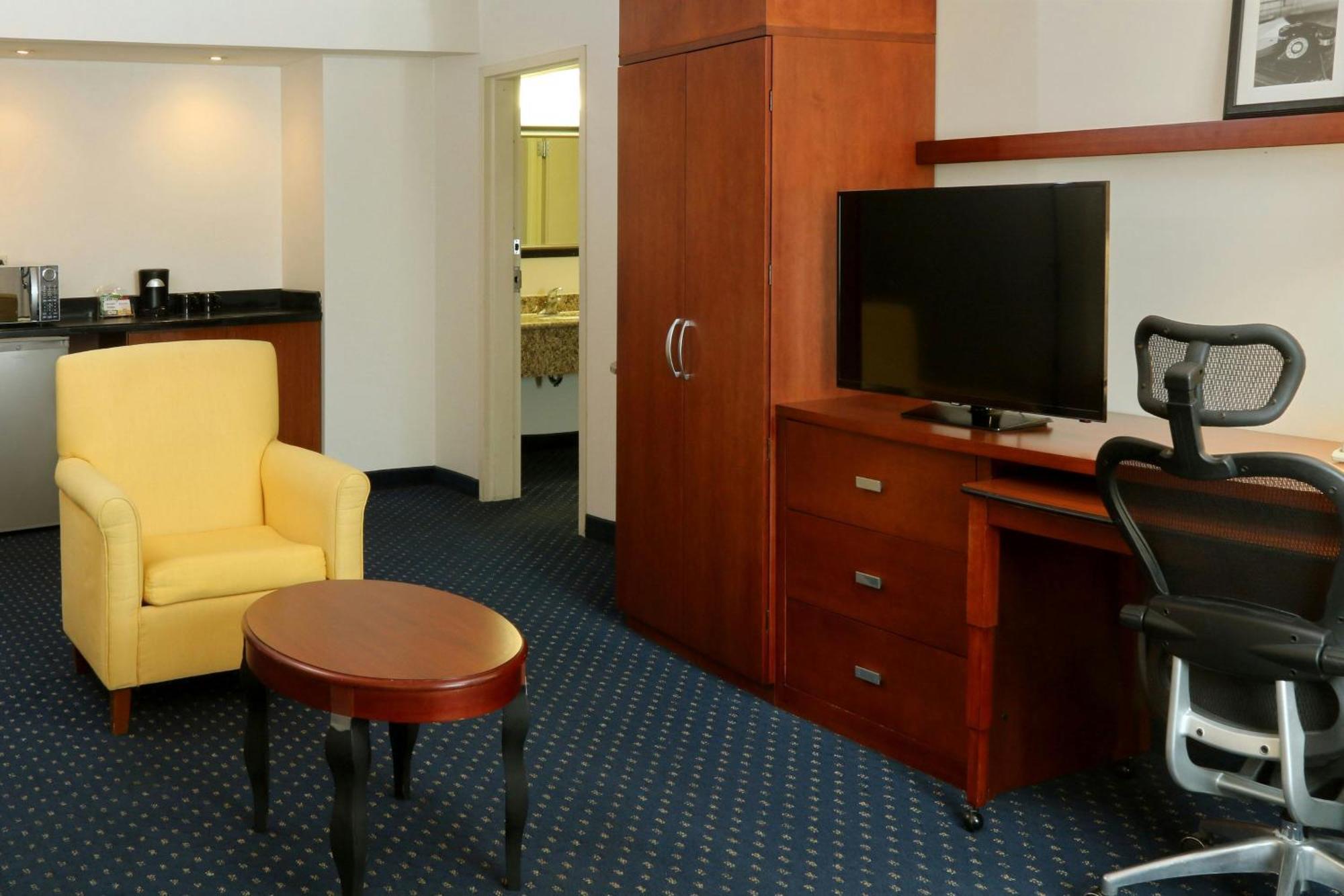 Hotel Courtyard Monterrey San Jeronimo Zewnętrze zdjęcie